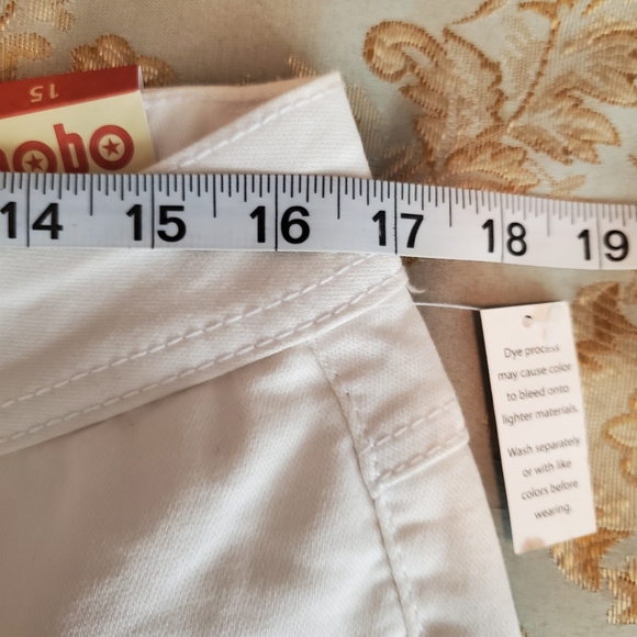 NWT No Boundaries 5 Pocket Capri Jeans, 15, White - Picture 12 of 13